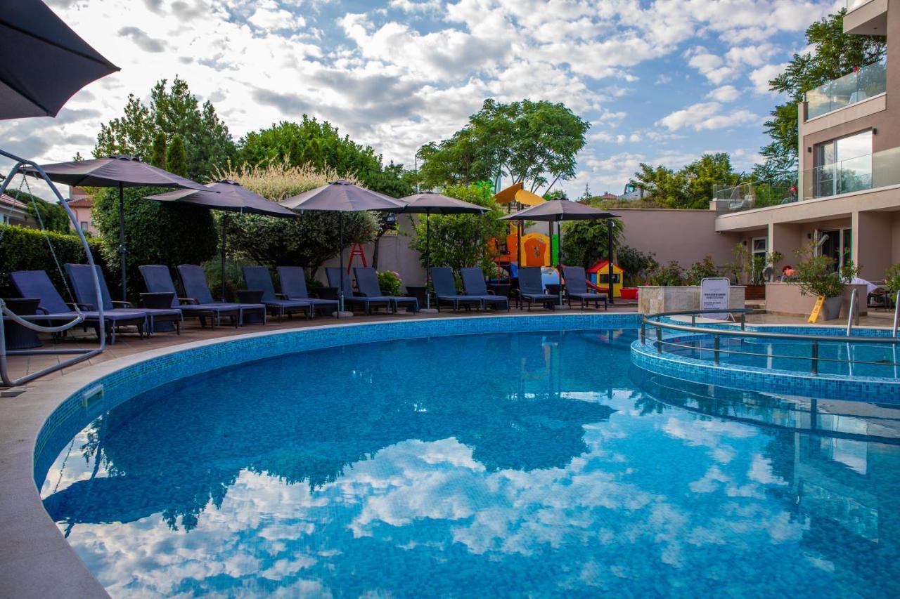 Selena Beach Family Hotel Созополь Экстерьер фото